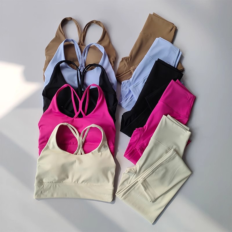 Sports Bra Racerback - 2 個女性シームレスヨガセットスポーツスーツジムウェアトレーニング服ジムクロップトップハイウエストレギンスフィットネスブラセットスポーツスーツ